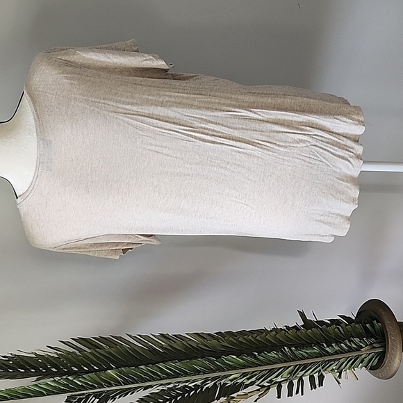 APT. 9 Heather Peach Short Sleeve Tee with Rose Gold Art Deco design - Picture 2 of 12